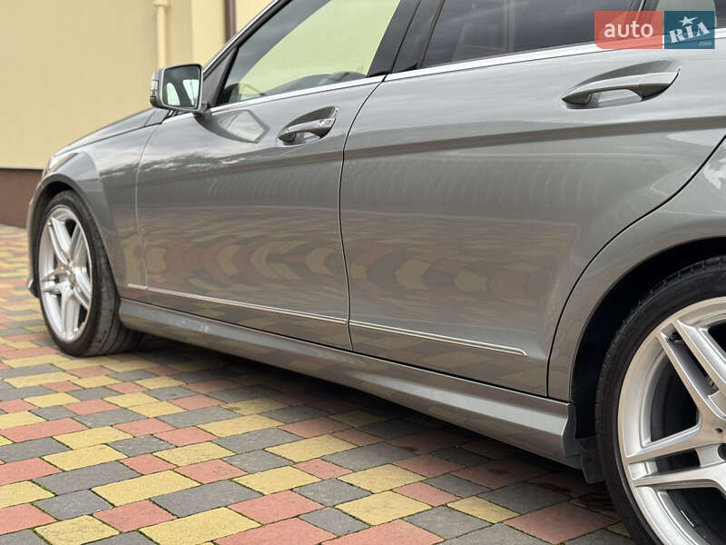 Седан Mercedes-Benz C-Class 2013 в Ивано-Франковске