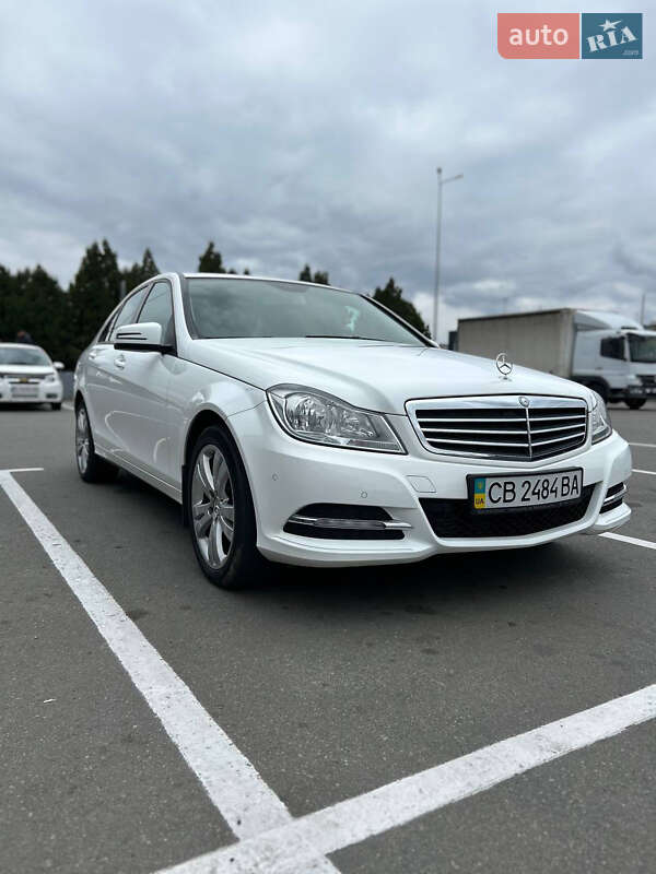 Mercedes-Benz C-Class 2012