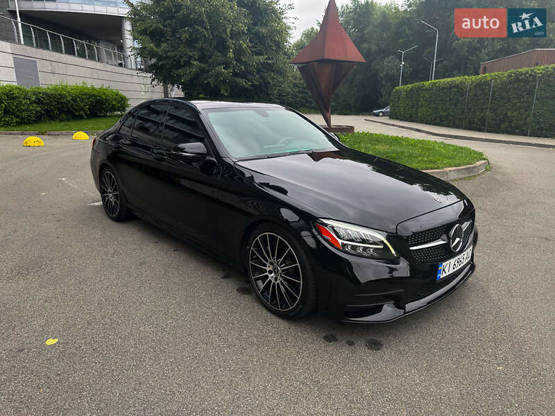 Седан Mercedes-Benz C-Class 2019 в Києві