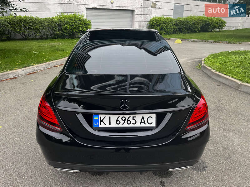 Седан Mercedes-Benz C-Class 2019 в Києві
