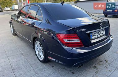Седан Mercedes-Benz C-Class 2012 в 