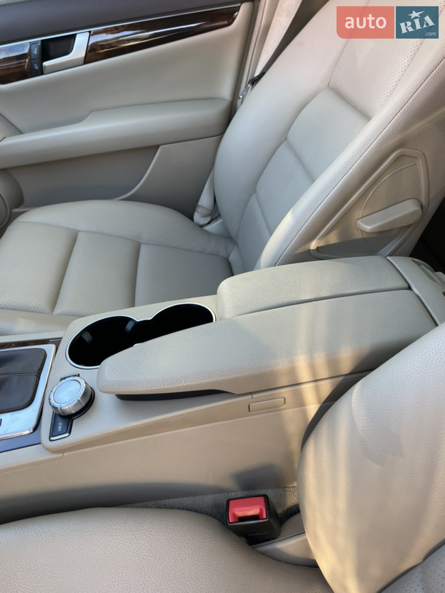 2012 Mercedes-Benz C-klasse - мініатюра 16