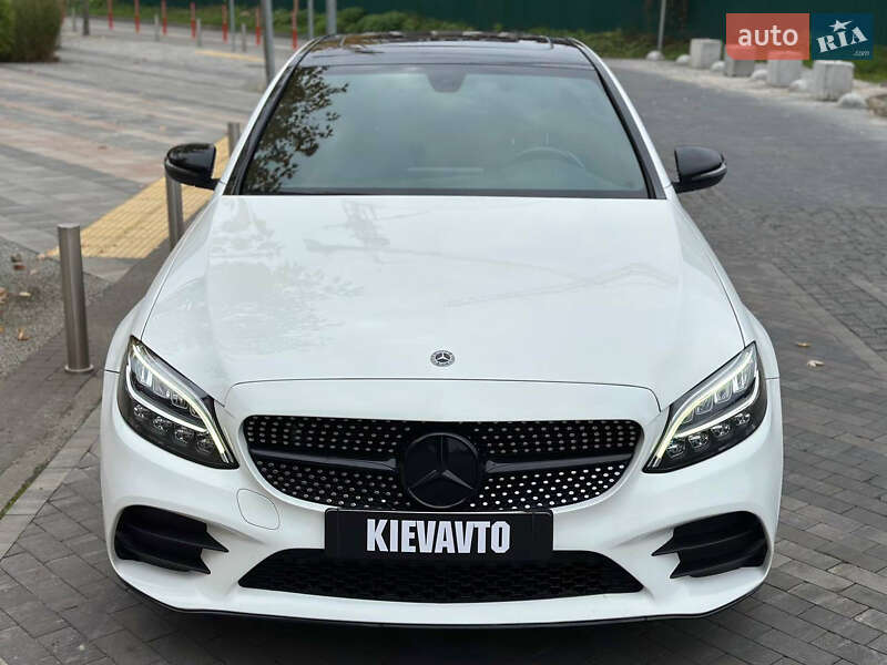 Седан Mercedes-Benz C-Class 2019 в Киеве