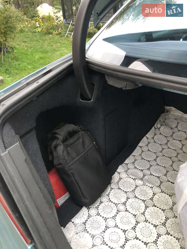 Седан Mercedes-Benz C-Class 2003 в Маневичах