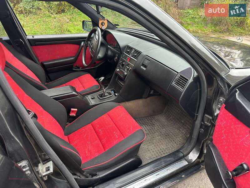 Седан Mercedes-Benz C-Class 1994 в Ковеле фото 2 Седан Mercedes-Benz C-Class 1994 в Ковеле