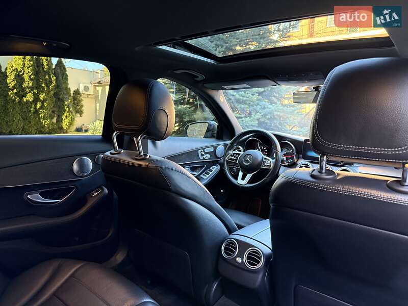 Седан Mercedes-Benz C-Class 2018 в Києві фото 45 Седан Mercedes-Benz C-Class 2018 в Києві