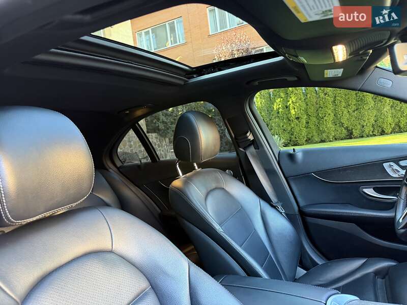 Седан Mercedes-Benz C-Class 2018 в Києві фото 43 Седан Mercedes-Benz C-Class 2018 в Києві