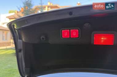 Седан Mercedes-Benz C-Class 2018 в Киеве