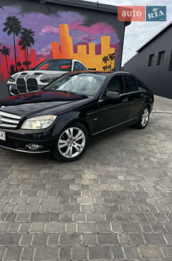 Седан Mercedes-Benz C-Class 2010 в 