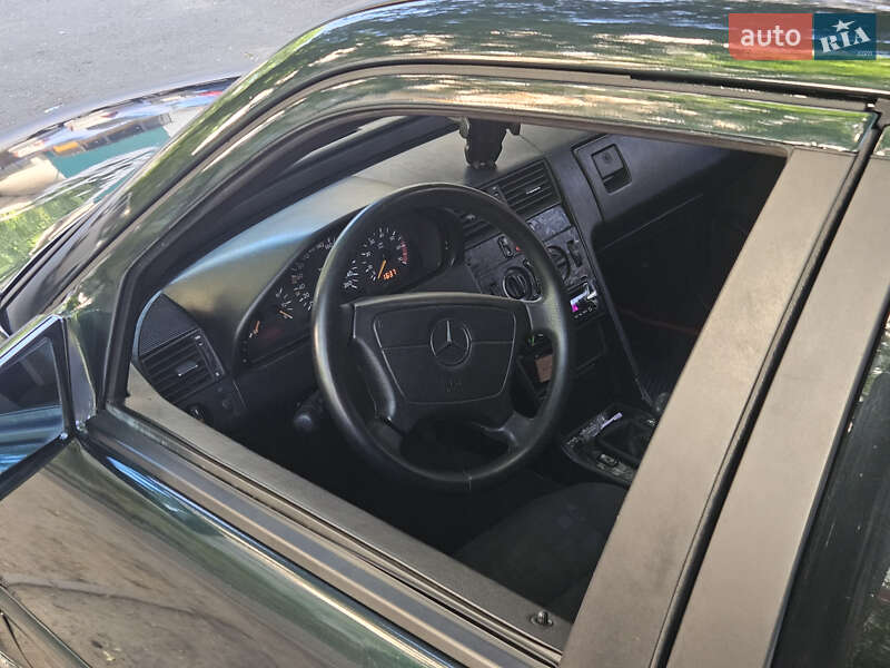 Седан Mercedes-Benz C-Class 1995 в Одесі фото 9 Седан Mercedes-Benz C-Class 1995 в Одесі