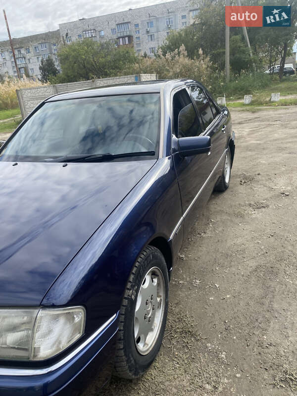 Седан Mercedes-Benz C-Class 1996 в Кілії фото 3 Седан Mercedes-Benz C-Class 1996 в Кілії