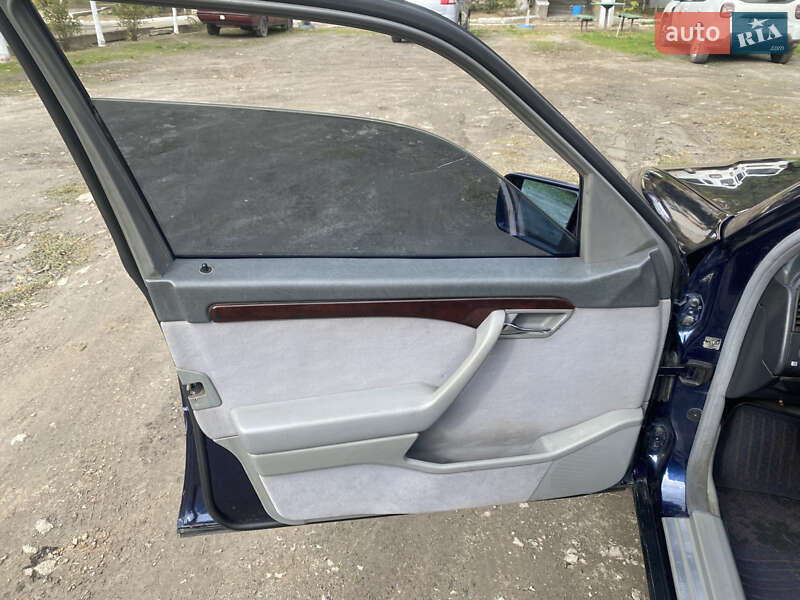 Седан Mercedes-Benz C-Class 1996 в Кілії фото 12 Седан Mercedes-Benz C-Class 1996 в Кілії