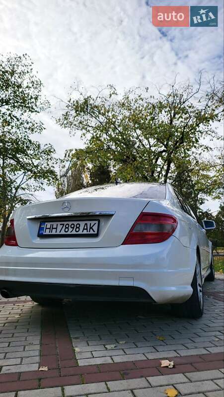 Седан Mercedes-Benz C-Class 2010 в Измаиле