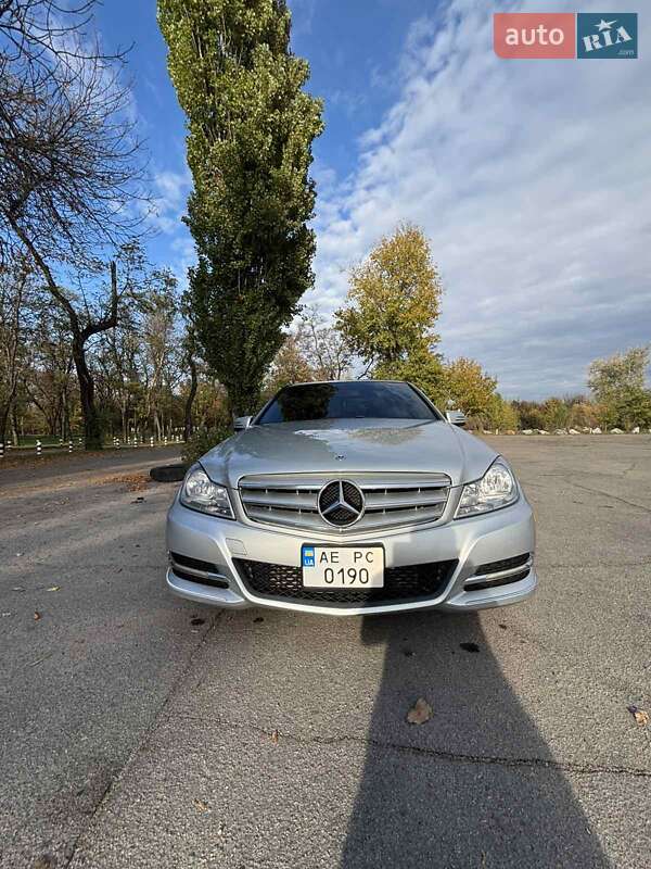 Седан Mercedes-Benz C-Class 2013 в Павлограде