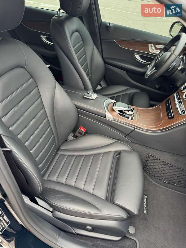 Седан Mercedes-Benz C-Class 2019 в Києві фото 41 Седан Mercedes-Benz C-Class 2019 в Києві