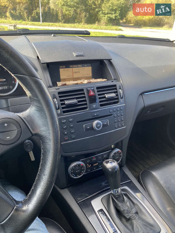 Седан Mercedes-Benz C-Class 2008 в Львове фото 8 Седан Mercedes-Benz C-Class 2008 в Львове