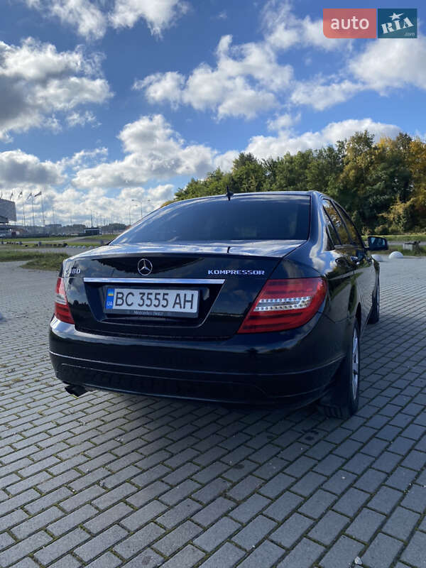 Седан Mercedes-Benz C-Class 2008 в Львове фото 15 Седан Mercedes-Benz C-Class 2008 в Львове