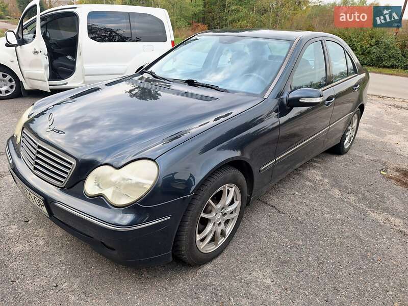 Mercedes-Benz C-Class 2002