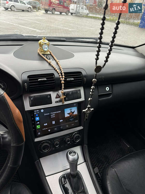 Седан Mercedes-Benz C-Class 2007 в Виннице