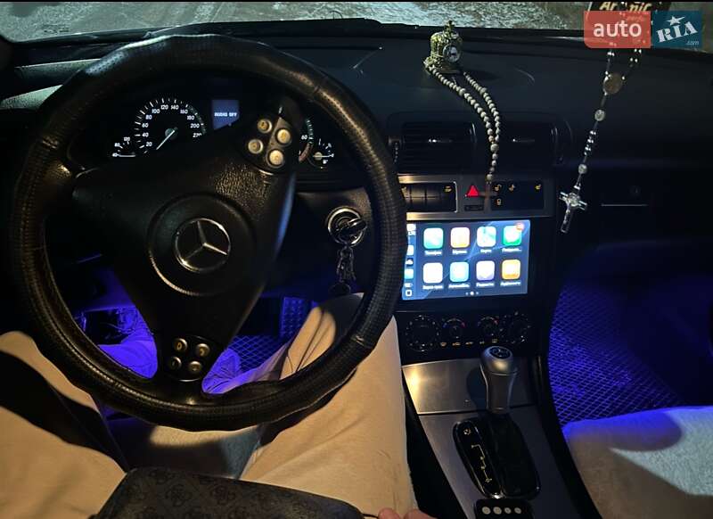 Седан Mercedes-Benz C-Class 2007 в Виннице