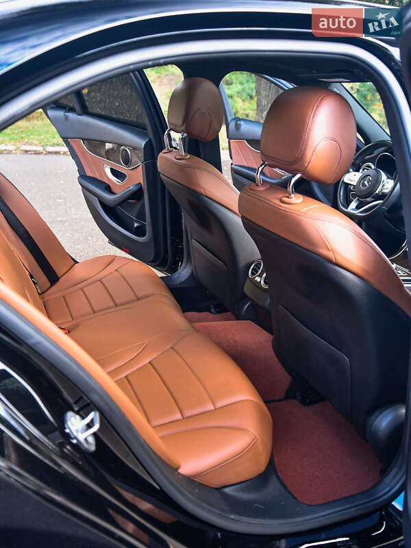 Седан Mercedes-Benz C-Class 2019 в Кривому Розі фото 44 Седан Mercedes-Benz C-Class 2019 в Кривому Розі