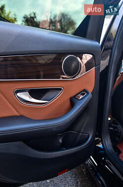 Седан Mercedes-Benz C-Class 2019 в 