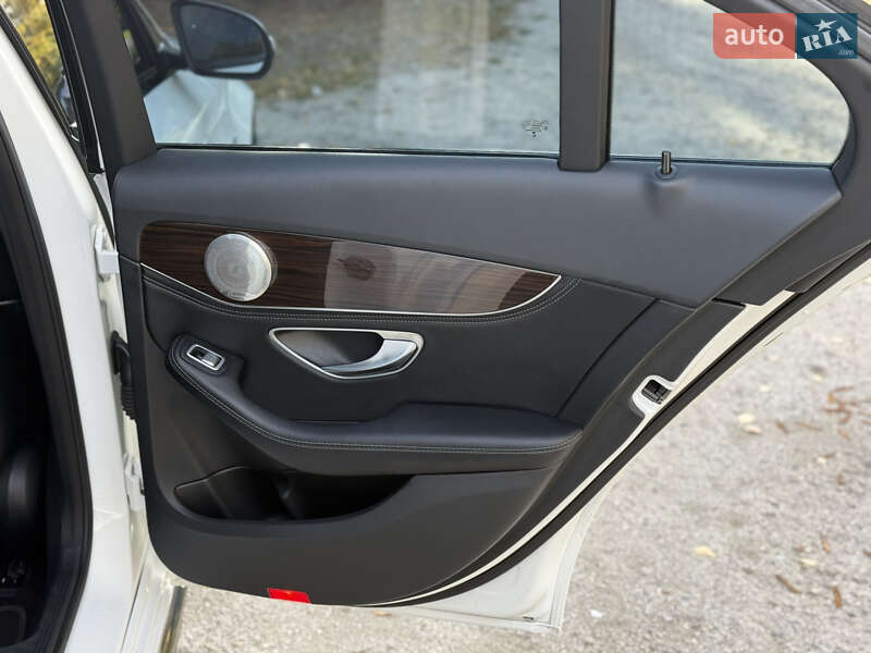 Седан Mercedes-Benz C-Class 2015 в Дніпрі фото 23 Седан Mercedes-Benz C-Class 2015 в Дніпрі