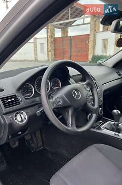 Универсал Mercedes-Benz C-Class 2011 в 