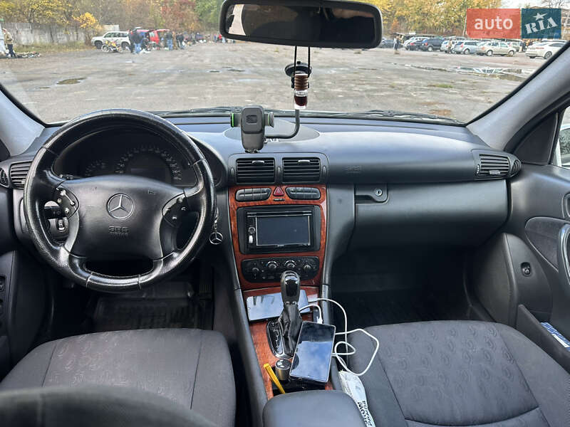 Седан Mercedes-Benz C-Class 2002 в Чернигове фото 6 Седан Mercedes-Benz C-Class 2002 в Чернигове