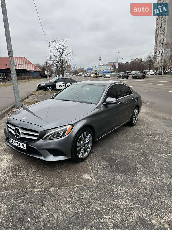 Седан Mercedes-Benz C-Class 2017 в Киеве фото 2 Седан Mercedes-Benz C-Class 2017 в Киеве