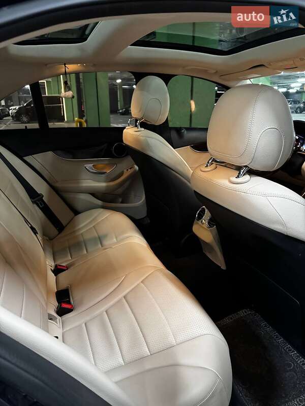 Седан Mercedes-Benz C-Class 2016 в Києві фото 32 Седан Mercedes-Benz C-Class 2016 в Києві