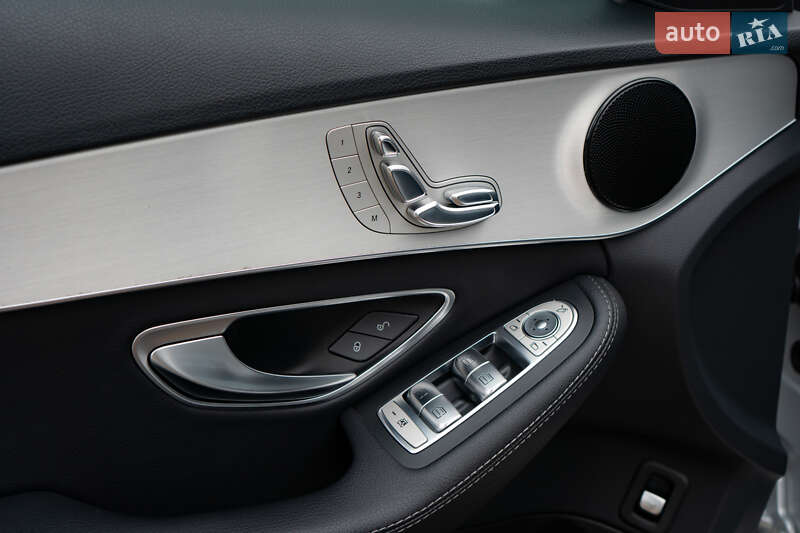 Седан Mercedes-Benz C-Class 2019 в Києві фото 45 Седан Mercedes-Benz C-Class 2019 в Києві