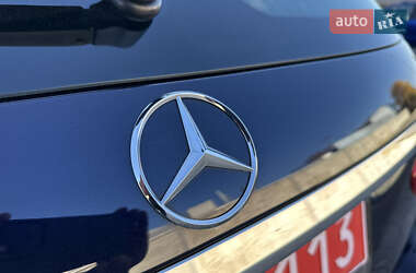 Універсал Mercedes-Benz C-Class 2018 в 