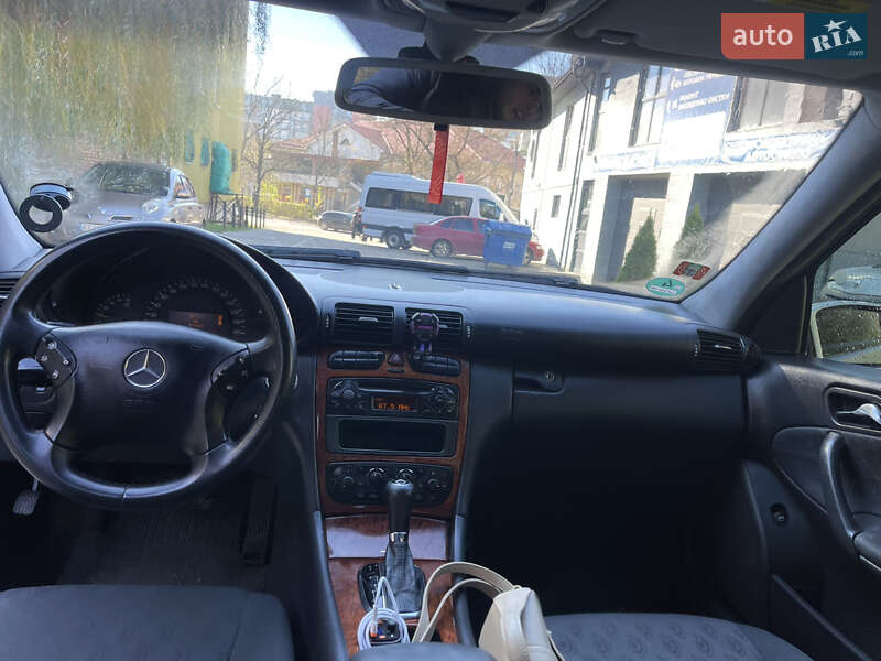 Седан Mercedes-Benz C-Class 2003 в Коломиї