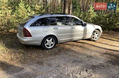 Універсал Mercedes-Benz C-Class 2001 в Києві