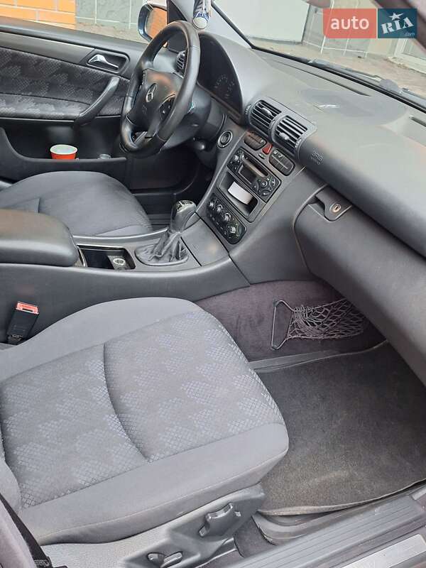 Седан Mercedes-Benz C-Class 2002 в Белой Церкви