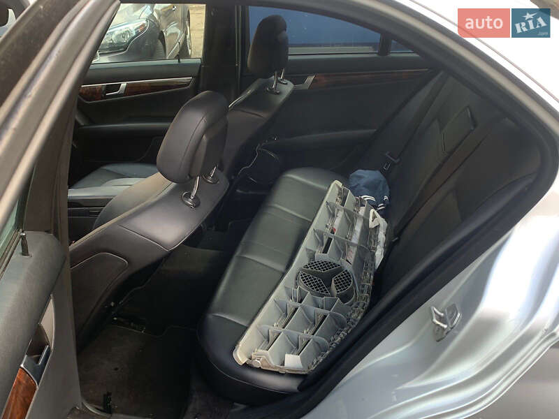Седан Mercedes-Benz C-Class 2013 в Луцке фото 8 Седан Mercedes-Benz C-Class 2013 в Луцке