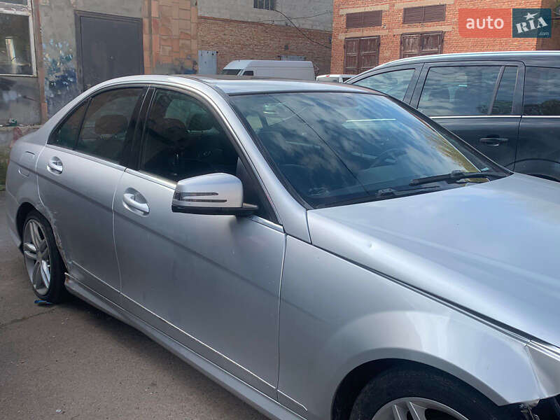 Седан Mercedes-Benz C-Class 2013 в Луцке фото 11 Седан Mercedes-Benz C-Class 2013 в Луцке