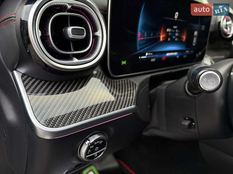 Седан Mercedes-Benz C-Class 2023 в Киеве