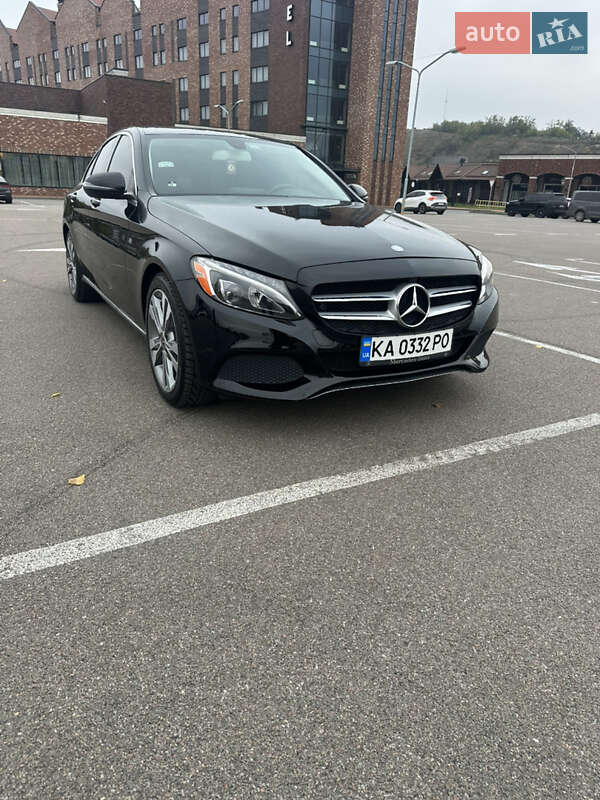 Седан Mercedes-Benz C-Class 2016 в Києві фото 5 Седан Mercedes-Benz C-Class 2016 в Києві
