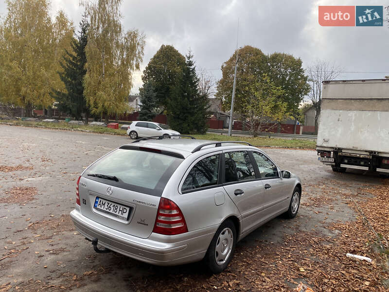 Универсал Mercedes-Benz C-Class 2003 в Житомире фото 4 Универсал Mercedes-Benz C-Class 2003 в Житомире