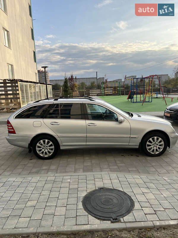 Універсал Mercedes-Benz C-Class 2007 в Вараші фото 6 Універсал Mercedes-Benz C-Class 2007 в Вараші