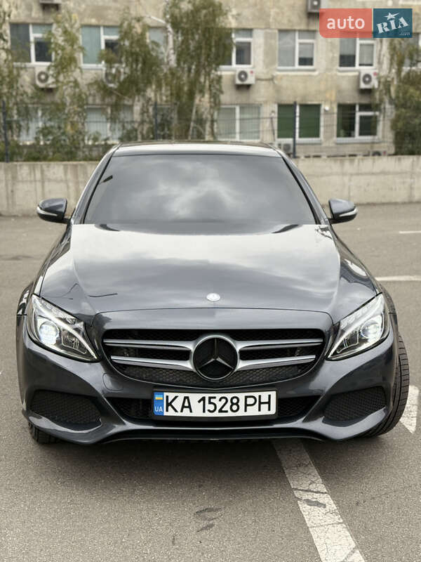 Седан Mercedes-Benz C-Class 2015 в Киеве фото 13 Седан Mercedes-Benz C-Class 2015 в Киеве