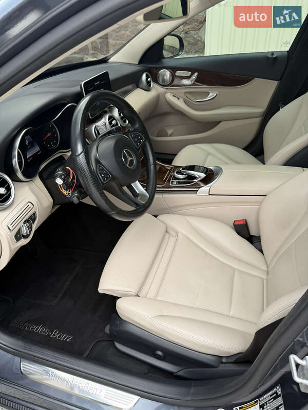 Седан Mercedes-Benz C-Class 2015 в Киеве фото 37 Седан Mercedes-Benz C-Class 2015 в Киеве