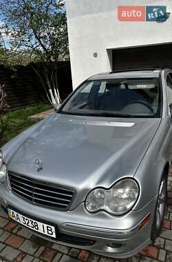 Седан Mercedes-Benz C-Class 2007 в Києві