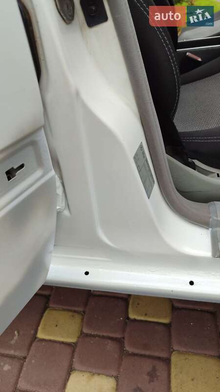 Седан Mercedes-Benz C-Class 1995 в Тернополе фото 25 Седан Mercedes-Benz C-Class 1995 в Тернополе