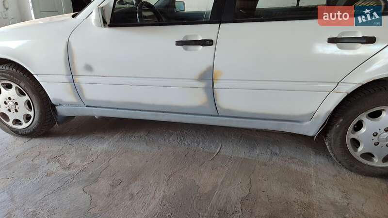 Седан Mercedes-Benz C-Class 1995 в Тернополе фото 29 Седан Mercedes-Benz C-Class 1995 в Тернополе