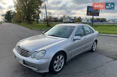 Седан Mercedes-Benz C-Class 2003 в Києві
