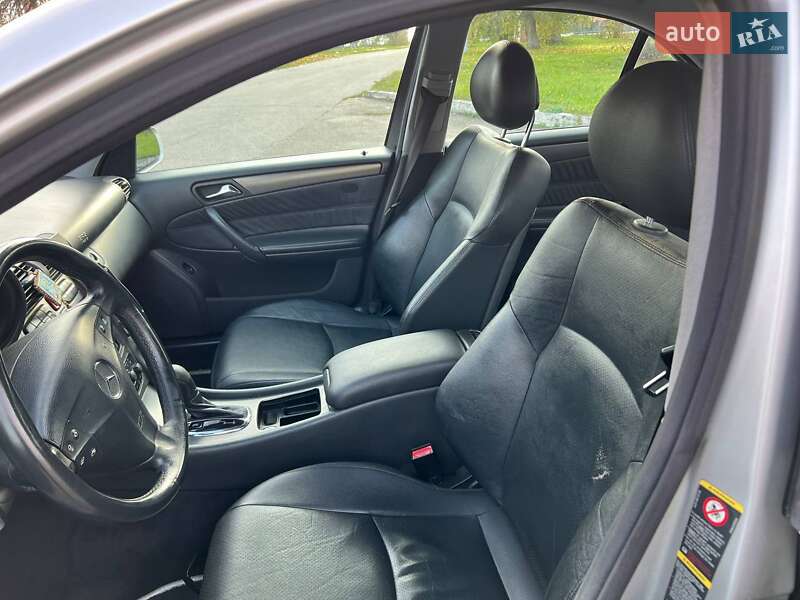 Седан Mercedes-Benz C-Class 2003 в Киеве фото 8 Седан Mercedes-Benz C-Class 2003 в Киеве