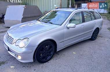 Універсал Mercedes-Benz C-Class 2004 в Одесі